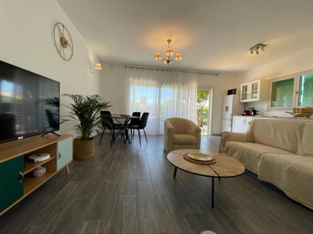 2 Pieces En Rdjardin Avec 2 Grands Terrasses Apartment Antibes Bagian luar foto